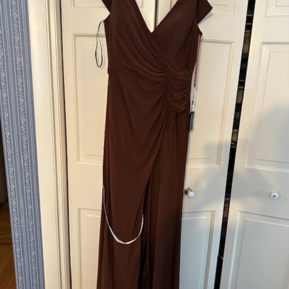 MAC DUGGAL Dress Size 10 Evening Gown NEW Chocolate Brown Faux Wrap V Neck - Picture 7 of 7